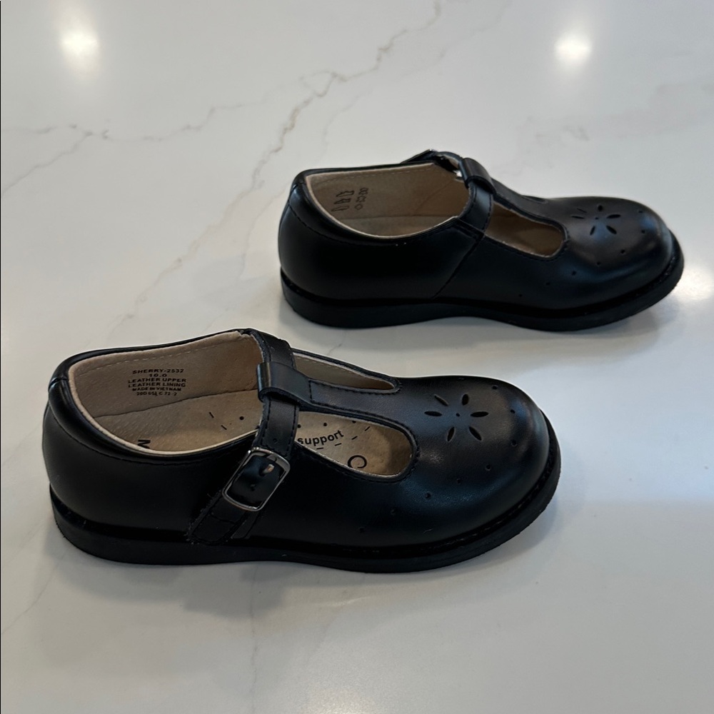 Footmates Black Sherry T strap Mary Jane Dress Shoes size 10 - Picture 5 of 6